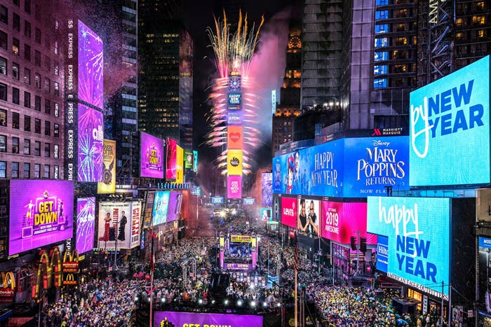 Bathroom / Restroom Tips for the Times Square New Year's Eve Ball Drop